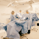 Temperature-Controlled Airflow Ventilation in Operating Rooms – inne podejście do kontroli zanieczyszczeń i prewencji zakażeń miejsca operowanego w salach operacyjnych