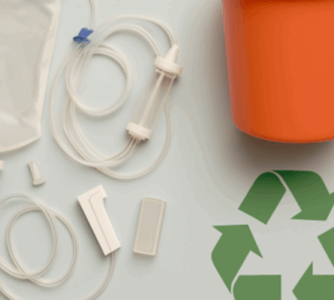 Szacowanie kosztów i ilości odpadowego tworzywa PVC nadającego się do recyklingu, związanego z infuzyjną opieką zdrowotną w szpitalach amerykańskich