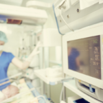 Jakość środowiska wewnętrznego na oddziałach intensywnej terapii z perspektywy pracownika służby zdrowia: badanie obserwacyjne w Japonii