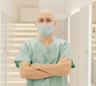 Zagrożenia i ochrona zdrowia personelu w kontakcie z odpadami z terapii onkologicznych