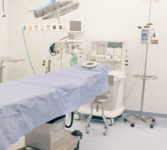 Stopniowanie filtracji w systemach wentylacji i klimatyzacji pomieszczeń służby zdrowia