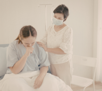 Prognozowanie temperatury powietrza w pomieszczeniach w szpitalach w klimacie tropikalnym w celu poprawy zdrowia pacjentów i przygotowania na ekstremalne upały